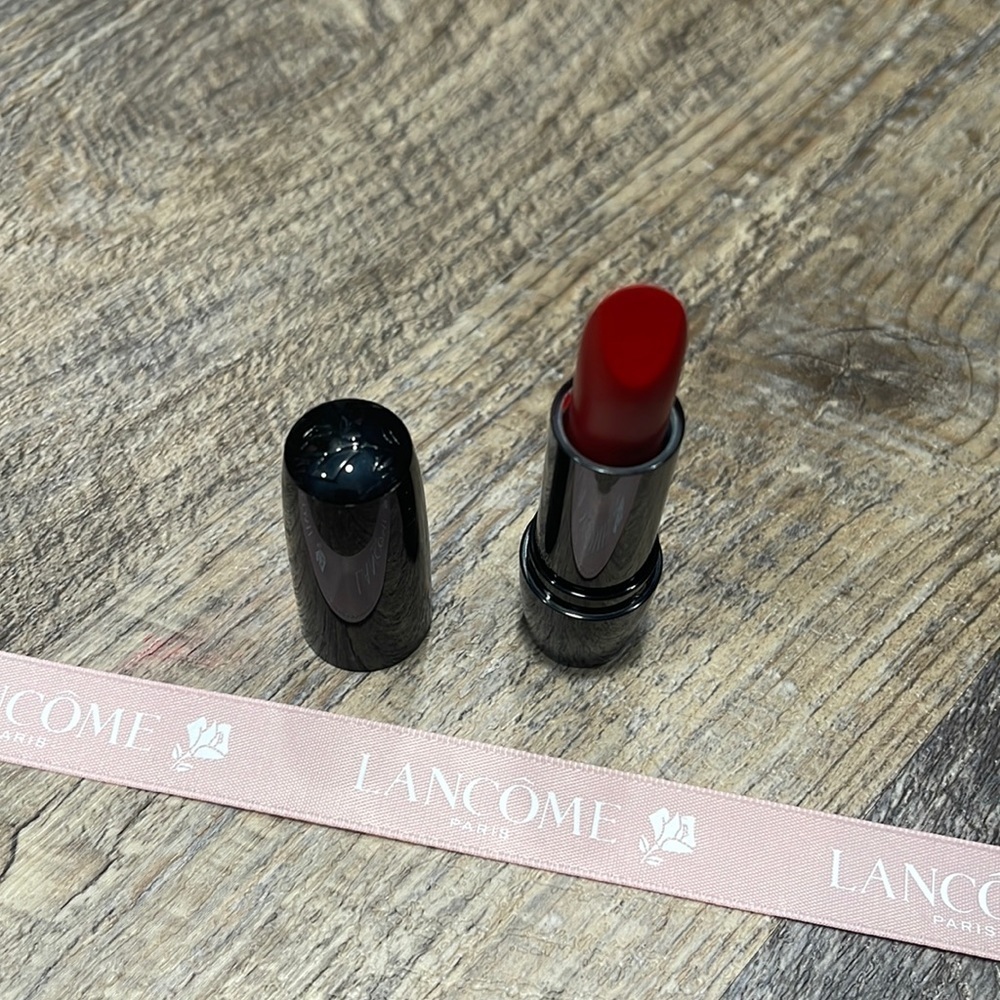 Lancôme color design lipstick - red haute(Matt)